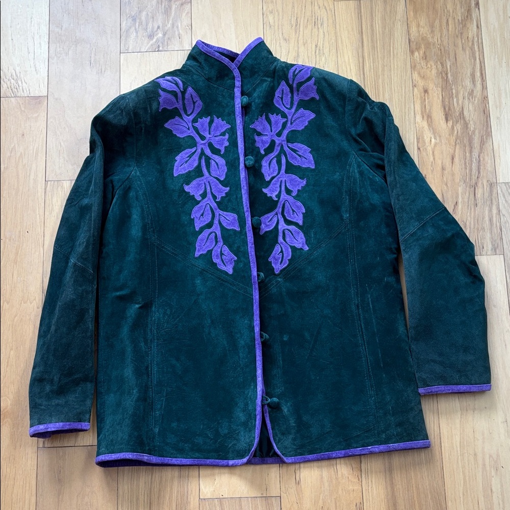 Linea by Louis Dell’Olio purple and green suede jacket size small.